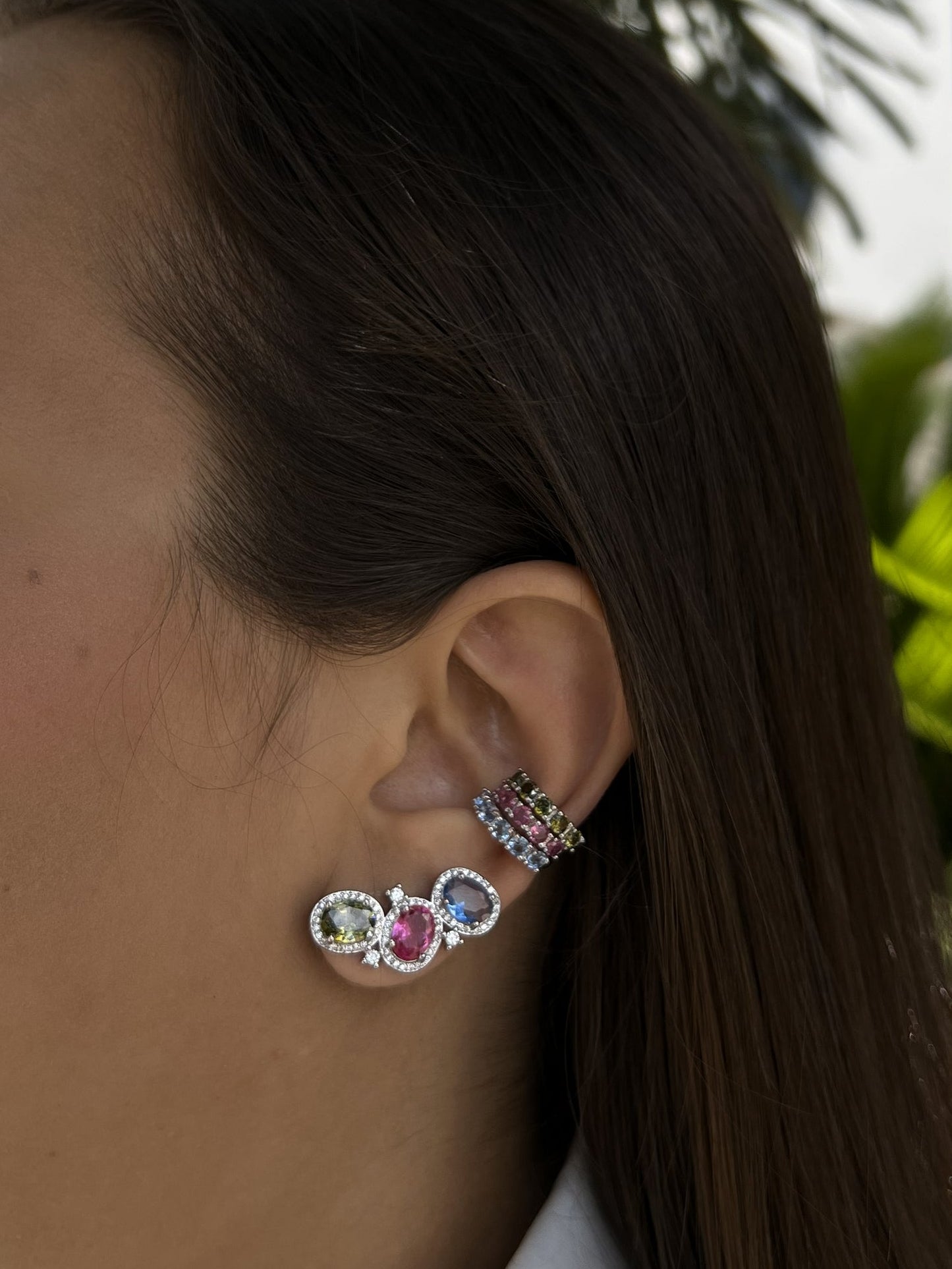 Brinco Ear Cuff Colorido